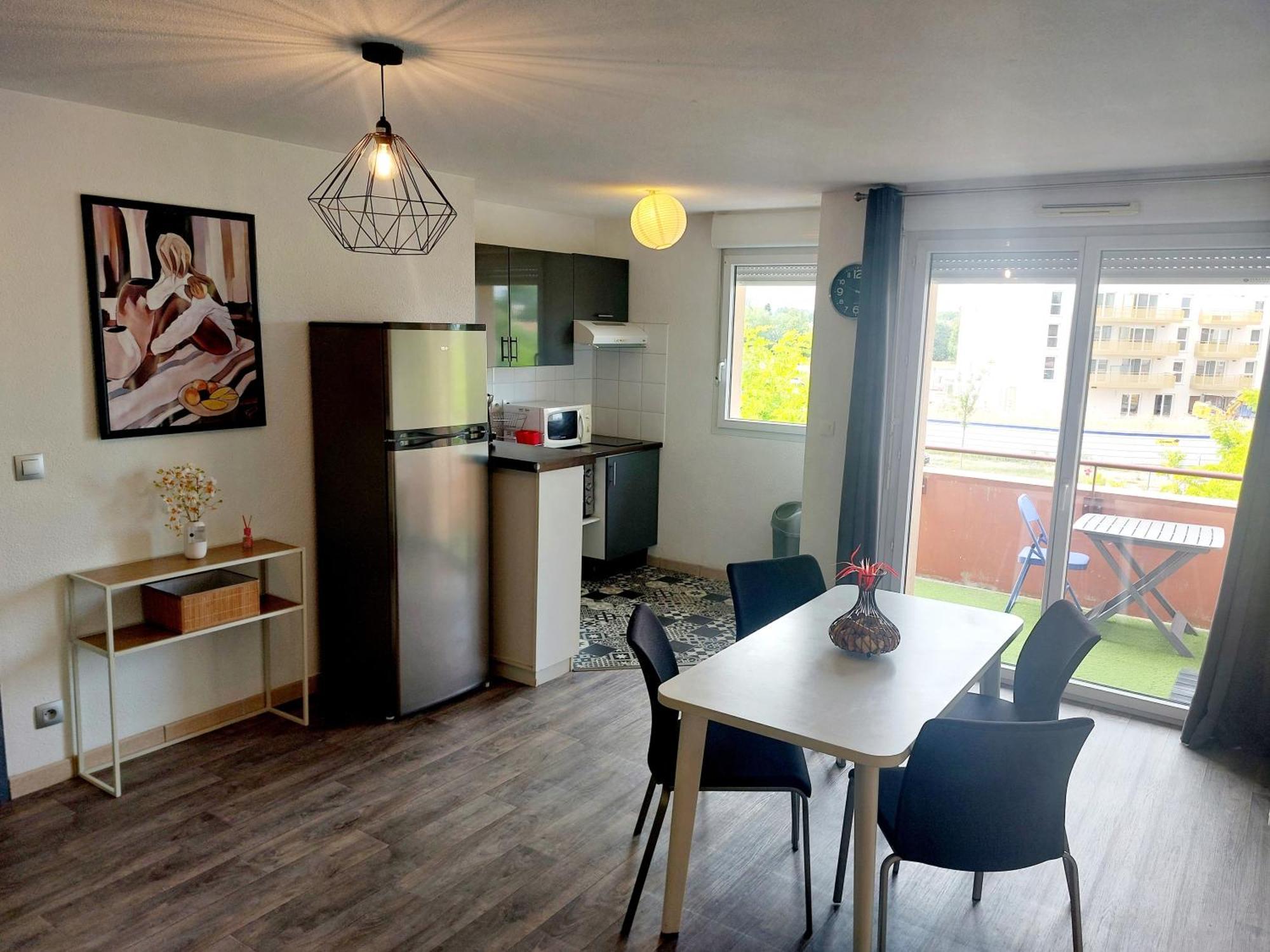 Appartement Le Montauriol - Logement Avec Terrasse - Piscine -Tennis - Place De Parking Privee à Montauban Extérieur photo