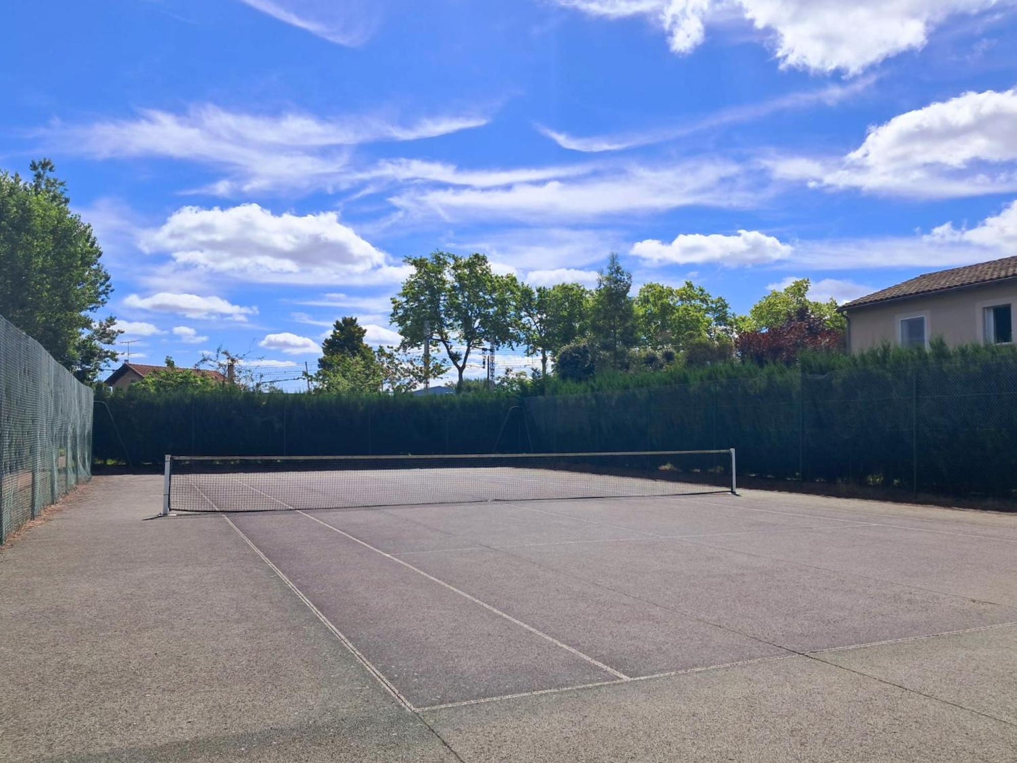 Appartement Le Montauriol - Logement Avec Terrasse - Piscine -Tennis - Place De Parking Privee à Montauban Extérieur photo